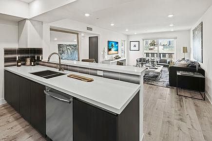 2nd image of 10608 Santa Monica Blvd #202-1