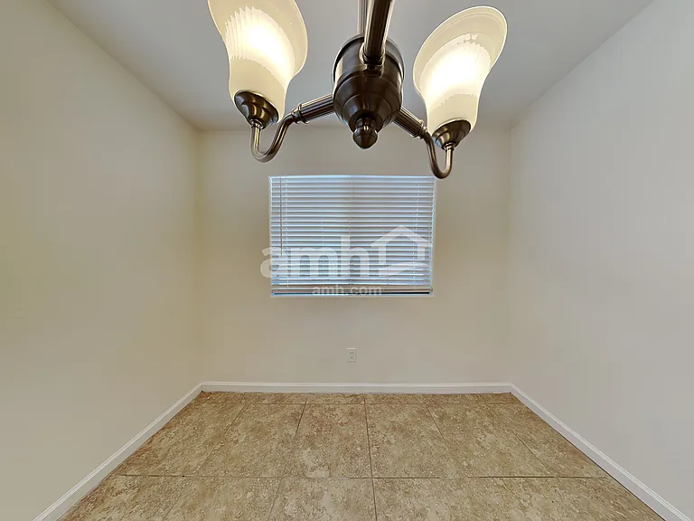 1417 W Belmont Red Trl — Photo 5