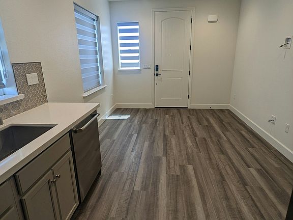 4th image of 2993 Ellis Town Dr