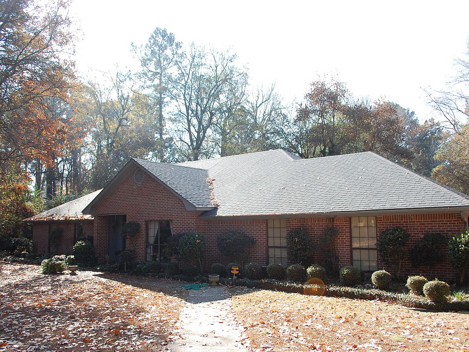 1st image of 31 Brookside Dr