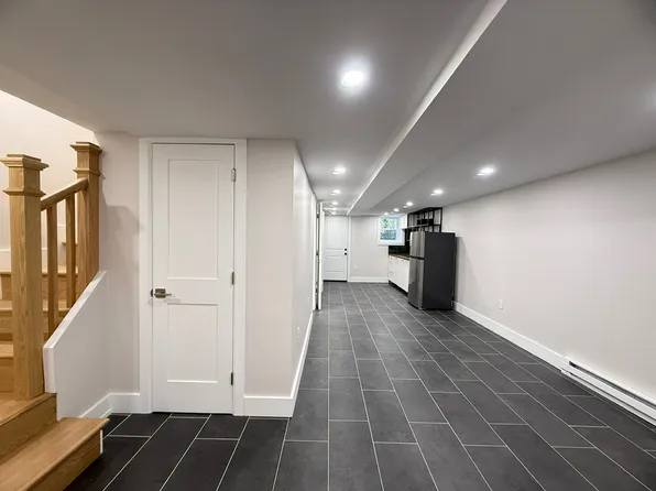 132 East 28th Street image 33 of 35