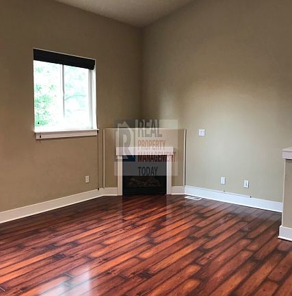 4th image of 12442 SE 270th St Unit A