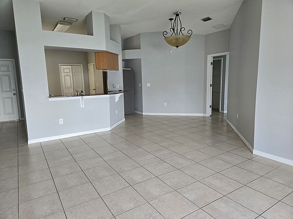 3rd image of 12006 Hampshire Field Ct