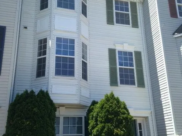 7922 Beach Plum Ln, Severn, MD 21144