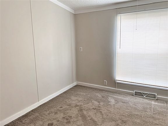 4th image of 4518 San Diego Dr