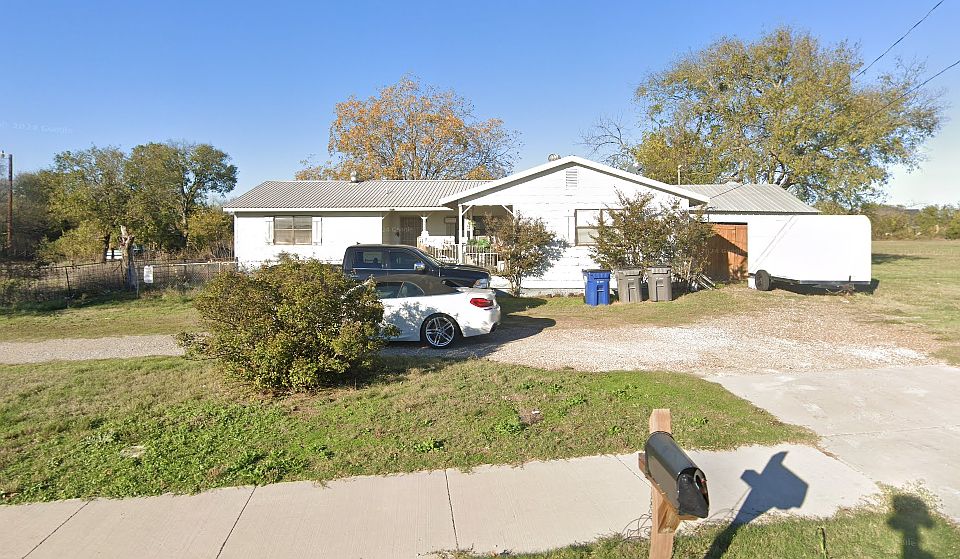 front view from Melissa Rd