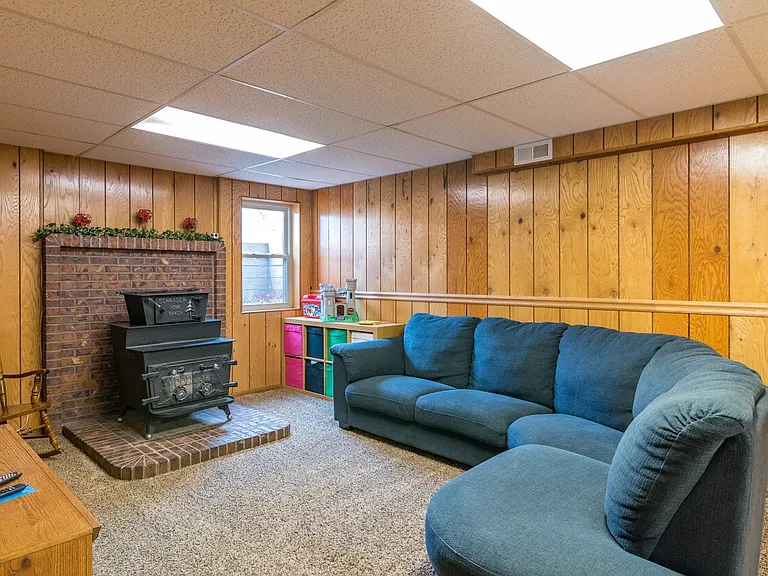 236 S Aileen Way — Photo 29