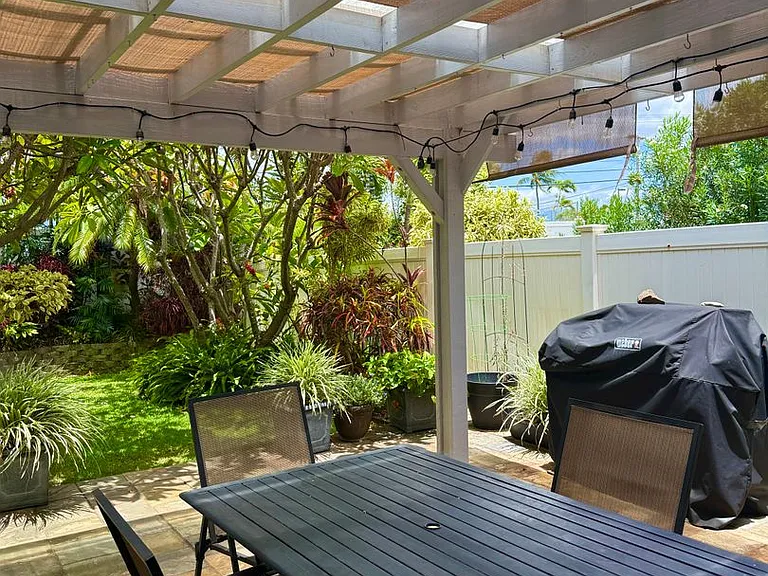 679 Meakanu Ln #902 — Photo 32