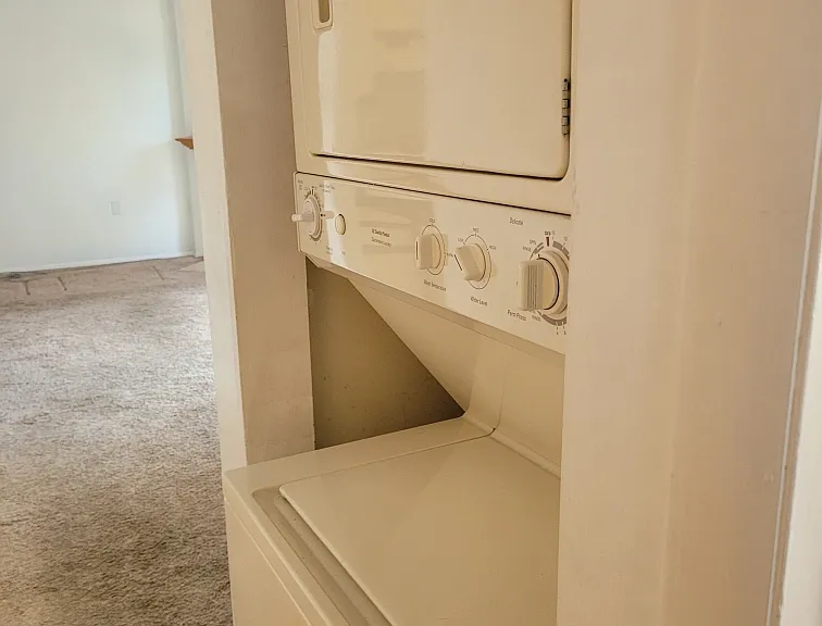 114 Mountain Rd #2A — Photo 37