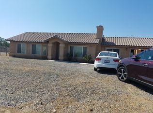 14975 Luna Rd, Victorville, CA 92392