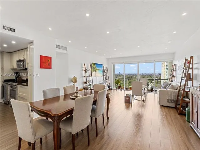 2451 Brickell Phl Ave — Photo 13