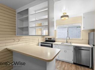 569 Addison Ave APT 4, Palo Alto, CA 94301