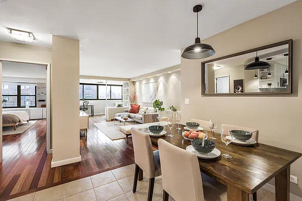 Sold by Hauseit LLC | media 5