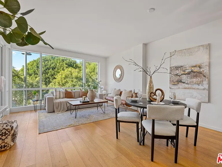 1705 Ocean Ave #206 — Photo 2