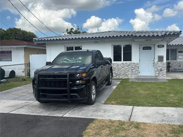 886 NW 25th Ave #1, Miami, FL 33125