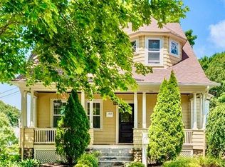 39 Highland St, Cranston, RI 02920