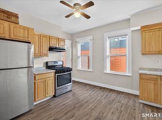 82 Gilbert St, West Haven, CT 06516