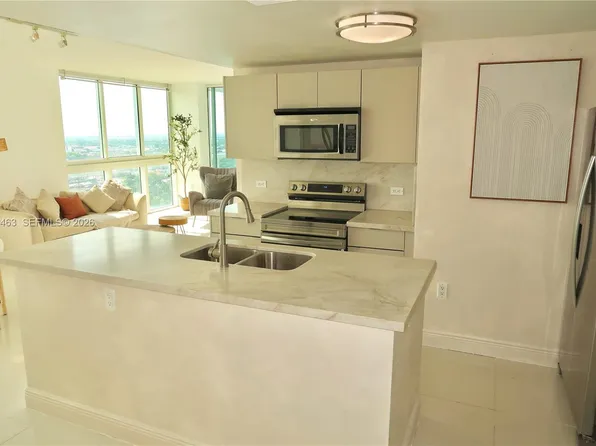 1861 NW South River Dr Unit 2505, Miami, FL 33125