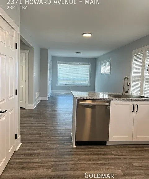 2371 Howard Ave #1 — Photo 5