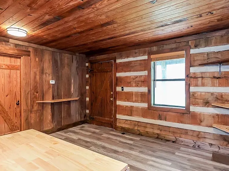 2542 Old Sardis Rd #1 — Photo 7