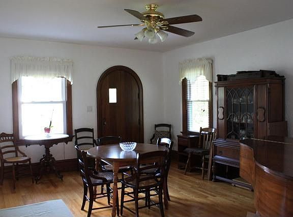 3rd image of 317 Seaward Ave