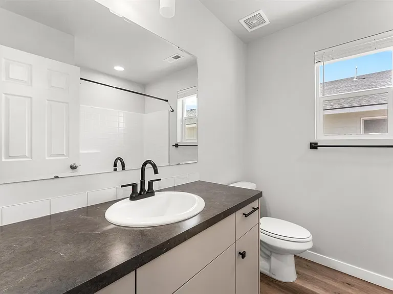11401 W Falsetto St — Photo 8