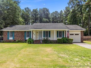 4307 Bridge St, Hope Mills, NC 28348
