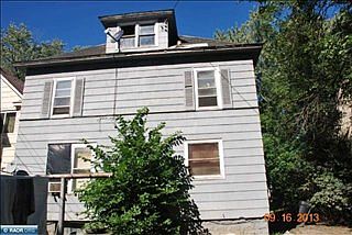 2nd image of 726 11th St N