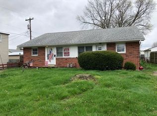 1074 Lynwood Ave, Circleville, OH 43113