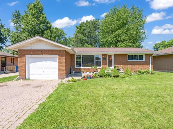 71 Danforth Ave, Leamington, ON N8H 2P8