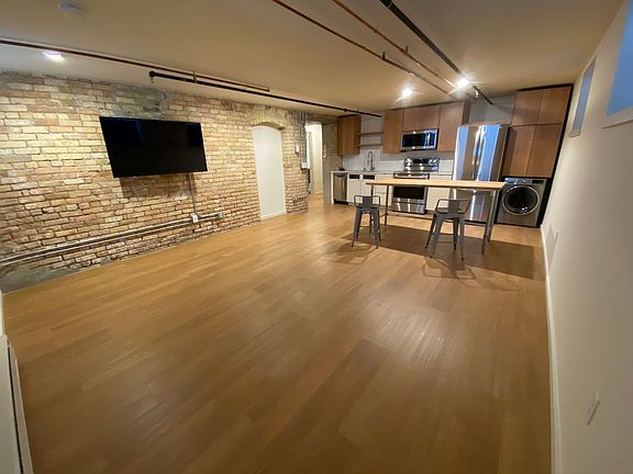 2nd image of 2109 Blaisdell Ave #B3