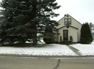 723 Saint Paul Ave S, Thief River Falls, MN 56701