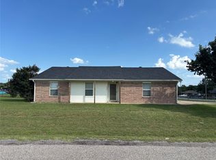 4052 Country Meadows Cir, Granbury, TX 76049