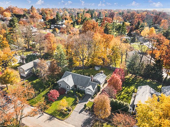 65 Windingwood Road S