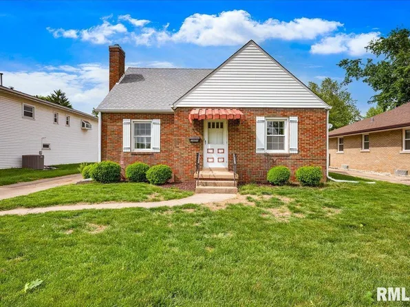 2309 W Manor Pkwy, West Peoria, IL 61604
