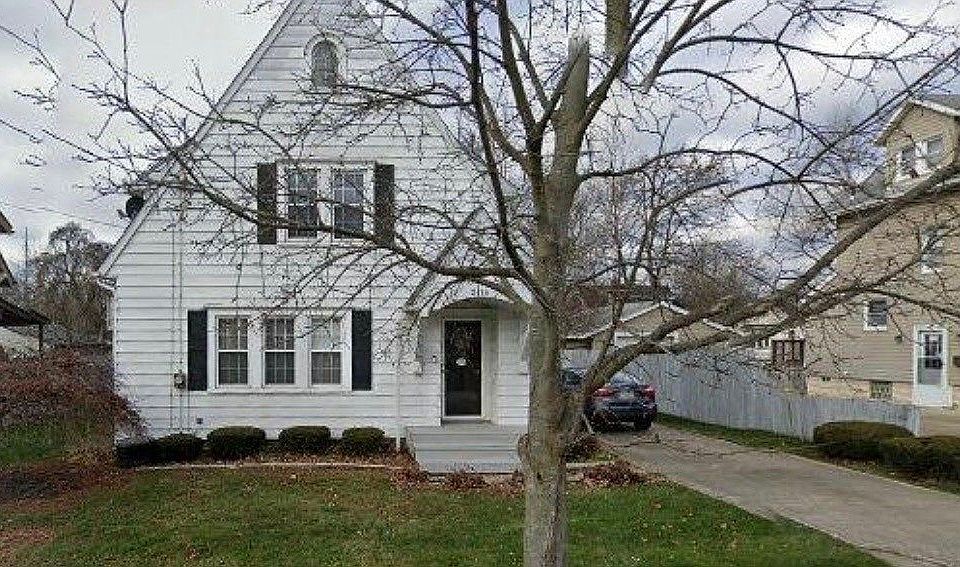 2316 10th St, Cuyahoga Falls, OH 44221 Zillow