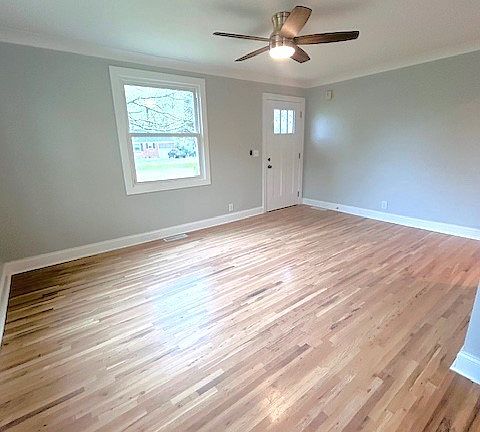 4th image of 1318 Mercury Dr