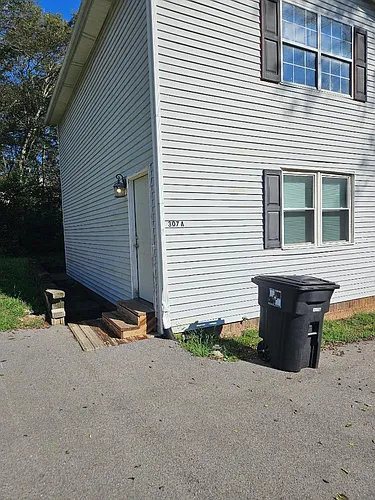313 Lee Dr #A Photo 1