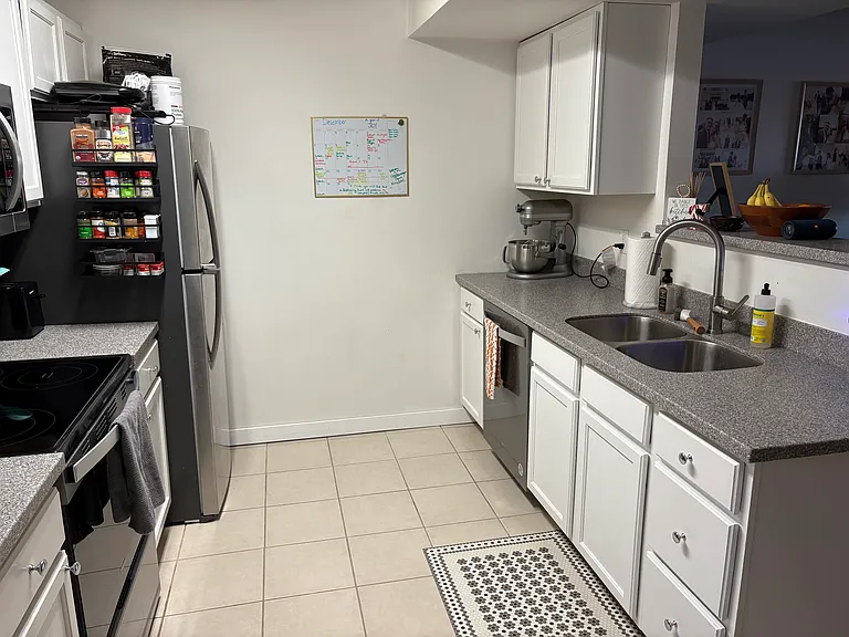 14 Raleigh Dr #1512 — Photo 5