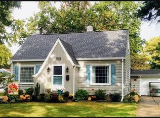 3824 E Lake Rd, Erie, PA 16511