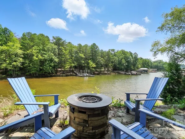 16101 Heron Run Dr, Tega Cay, SC 29708