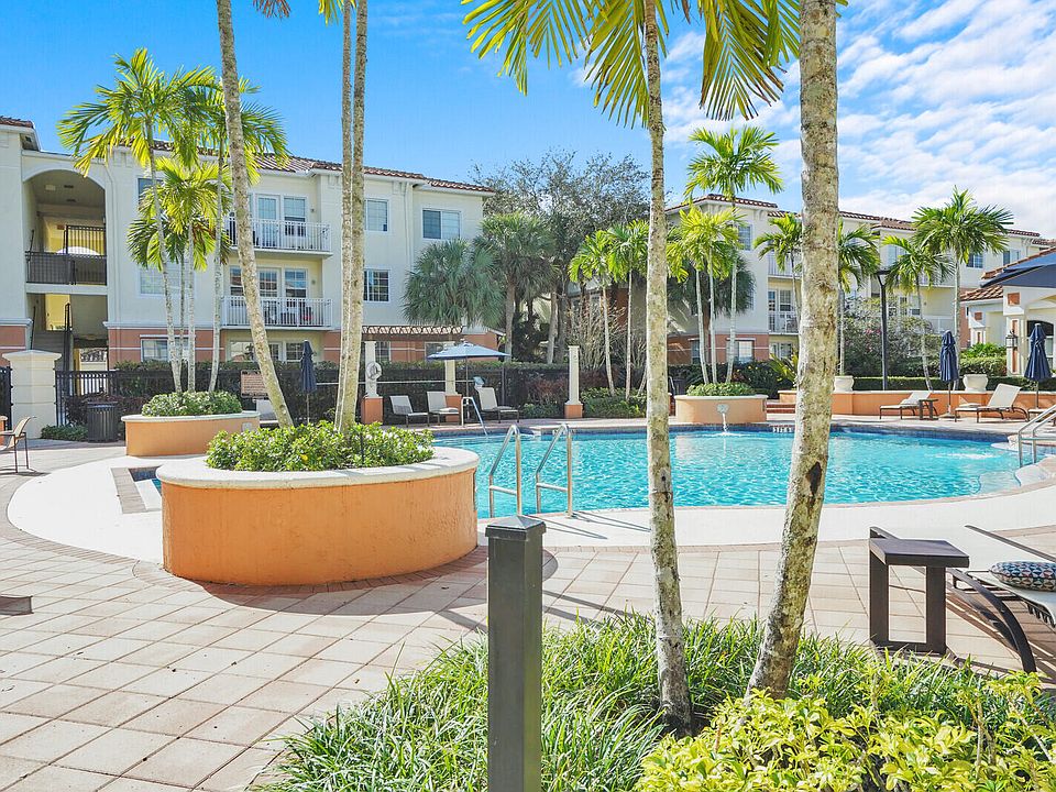 1st image of 9901 Baywinds Drive #3305