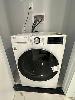 Rented by 18 REALTY | media 10