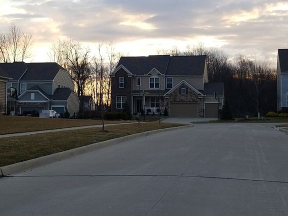 5th image of 20227 Ennis Dr