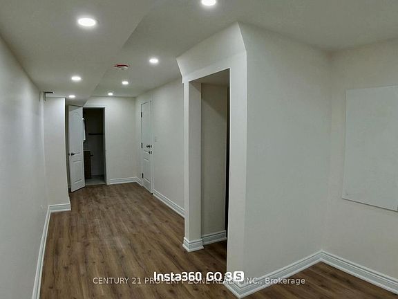 5th image of 13 Junior Rd #Basement