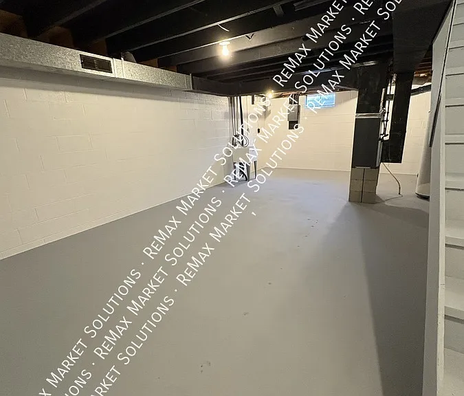2398 Echo Valley Dr — Photo 12