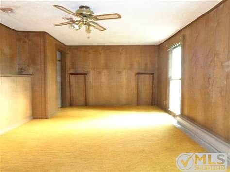 2nd image of 217 College St