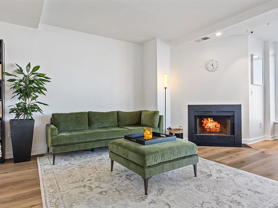 1st image of 600 Harbor Blvd Unit 947