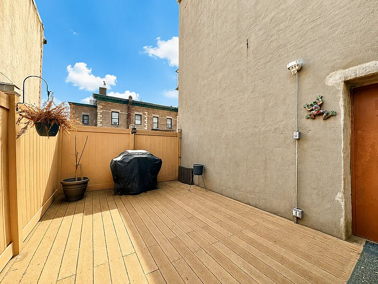 75 Saint Marks Pl #1 — Photo 8
