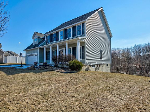 2nd image of 36 Heritage Ct